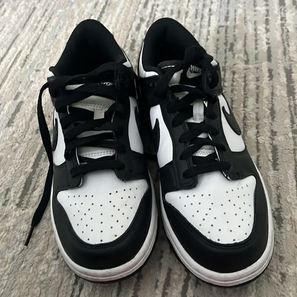 Panda dunks - Picture 2 of 4